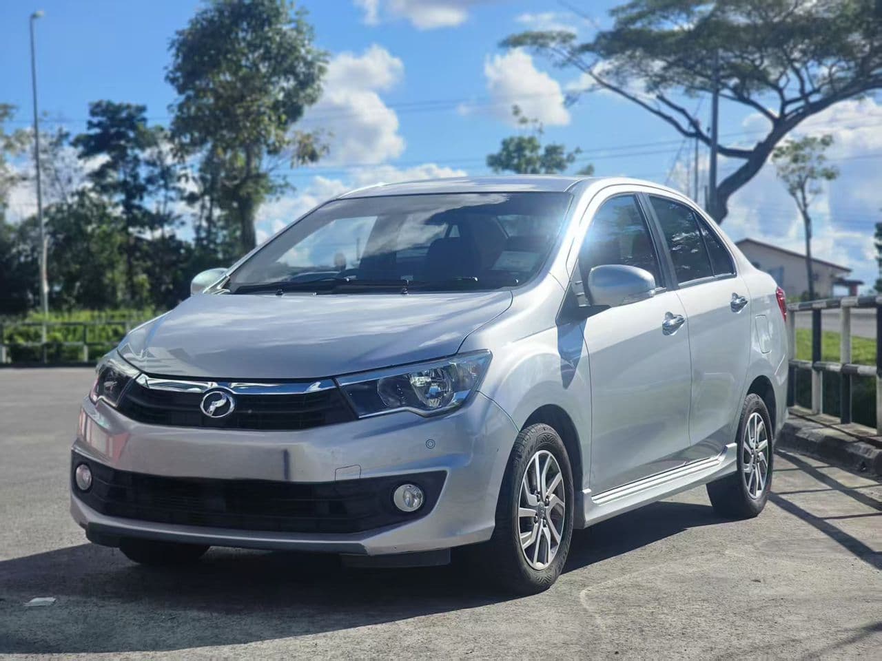 2017 Perodua Bezza 1.3 Auto